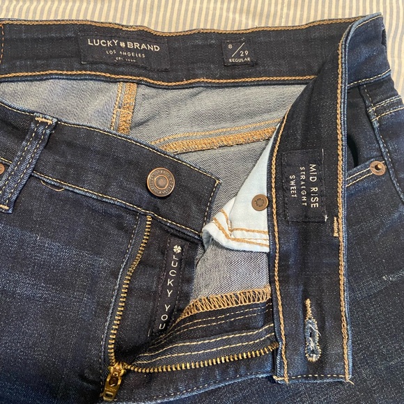 Lucky Jeans - Picture 1 of 4